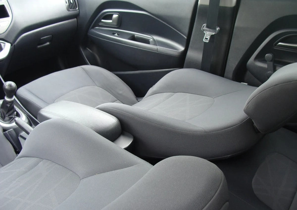 Kia Rio cena 26900 przebieg: 113000, rok produkcji 2011 z Końskie małe 596